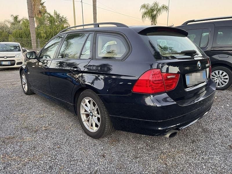Usata BMW 320 184 CV (135 kW) 2010 Blu/azzurro Station wagon