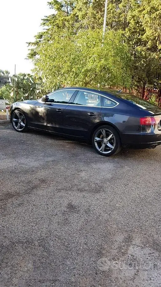 Usata Audi A5 143 CV (105 kW) 2010 Grigio Coupé