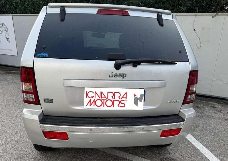 Usata Jeep Grand Cherokee Limited 218 CV (160 kW) 2010 Grigio SUV