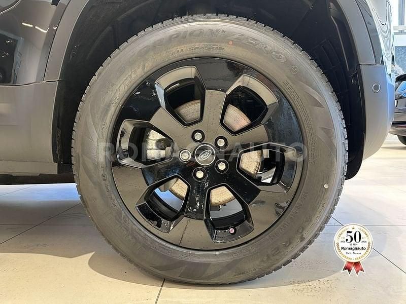 Usata Land Rover Defender S 200 CV (147 kW) 2025 Nero SUV