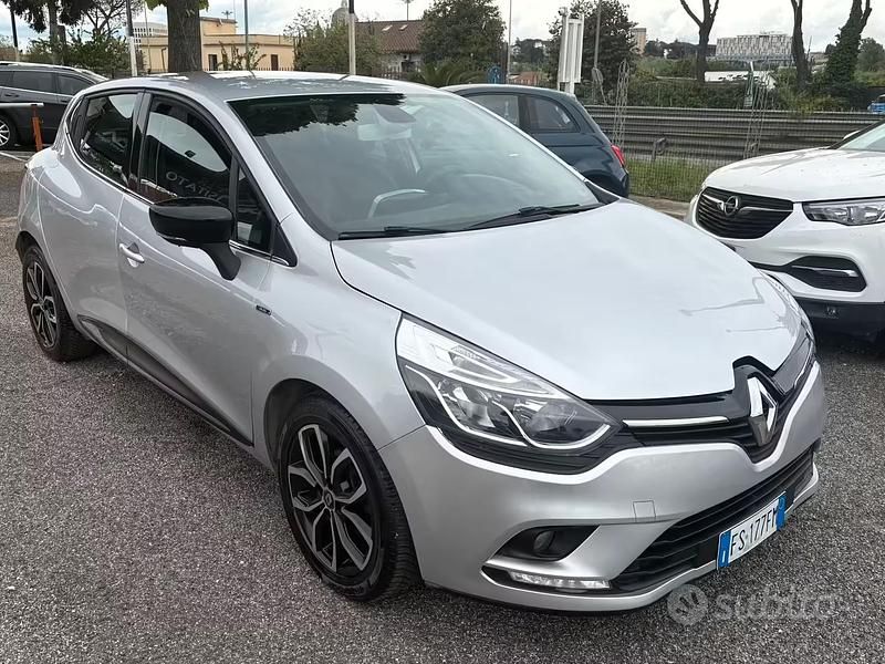 Second-hand Renault Clio IV 90 CP (66 kW) 2018 Gri Berlinǎ