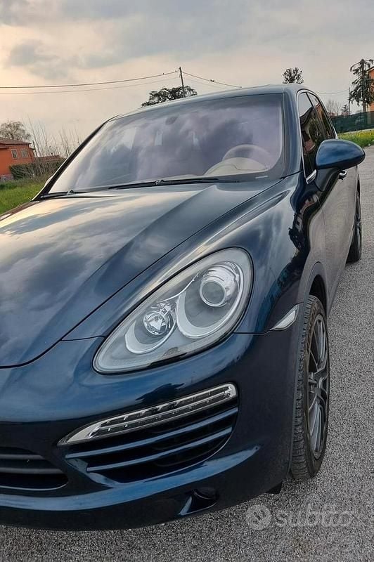 Usata Porsche Cayenne 245 CV (180 kW) 2012 Blu SUV
