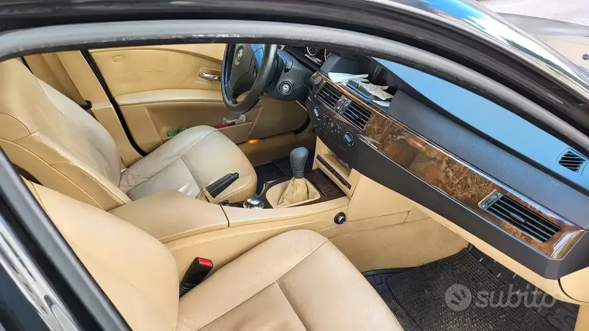 Usata BMW 520 170 CV (125 kW) 2003 Nero Berlina