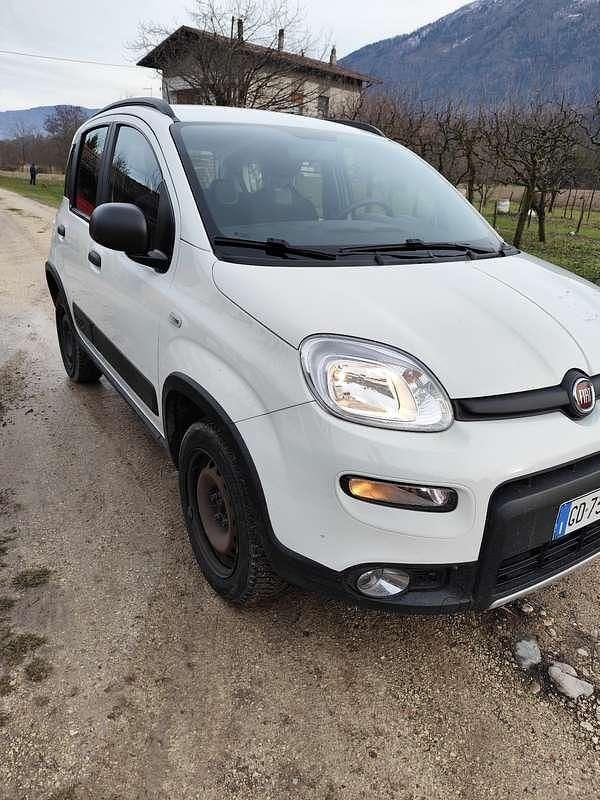 Usata Fiat Panda Easy 86 CV (63 kW) 2019 Utilitaria