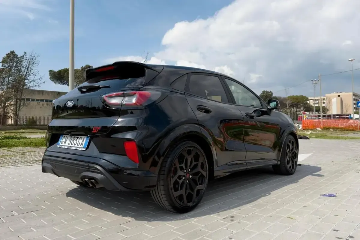 Usata Ford Puma ST 160 CV (117 kW) 2024 Nero SUV