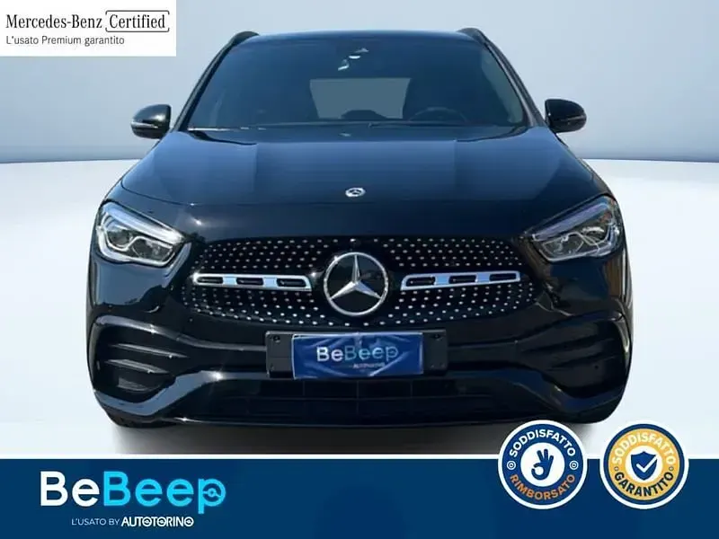 Usata Mercedes GLA200 Premium 163 CV (119 kW) 2022 Nero metallizzato SUV
