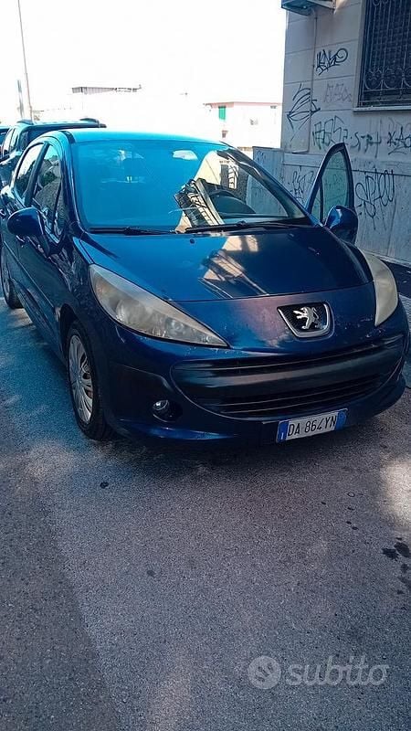 Usata Peugeot 207 90 CV (66 kW) 2006 Blu Berlina