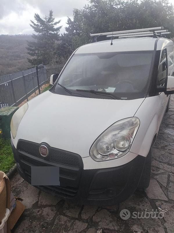 Usata Fiat Doblò 120 CV (88 kW) 2014 Monovolume