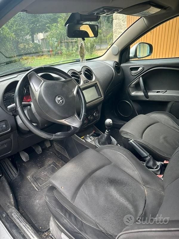 Usata Alfa Romeo MiTo 120 CV (88 kW) 2009 Grigio Utilitaria