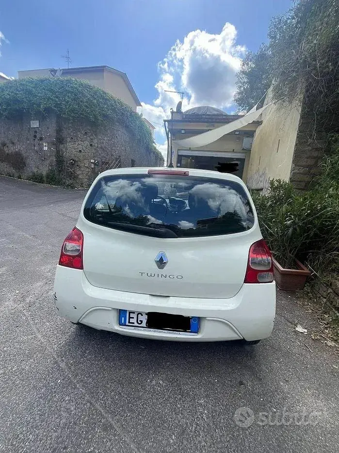 Usata Renault Twingo 75 CV (55 kW) 2011 Bianco Utilitaria