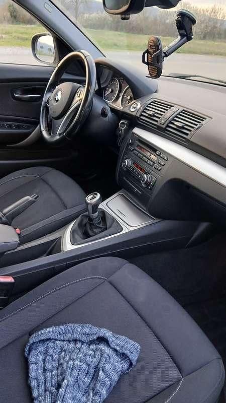 Usata BMW 118 143 CV (105 kW) 2009 Utilitaria