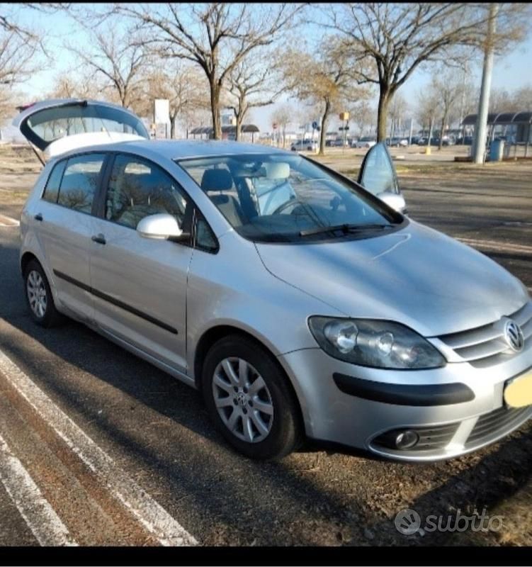Usata VW Golf IV 90 CV (66 kW) 2005 Grigio Berlina