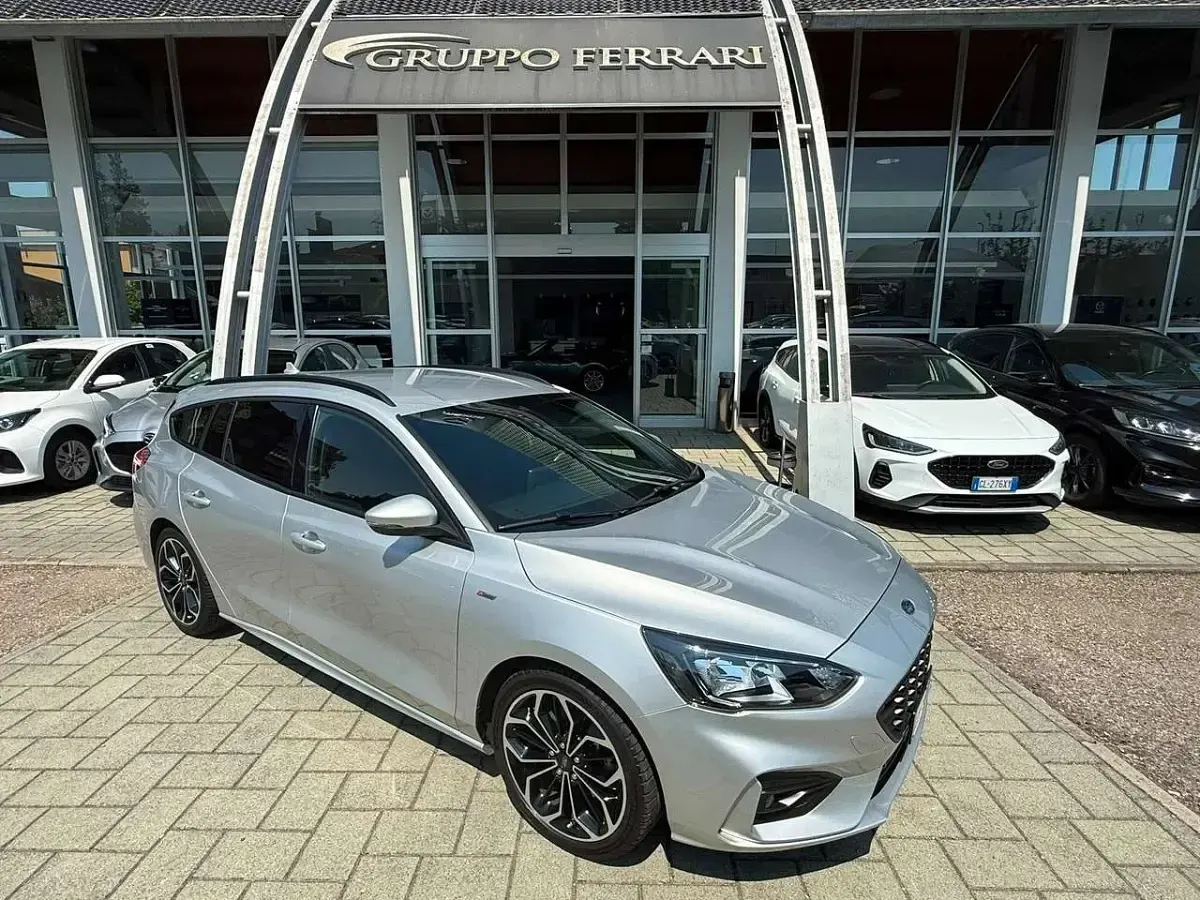 Usata Ford Focus ST-Line 120 CV (88 kW) 2022 Other Station wagon