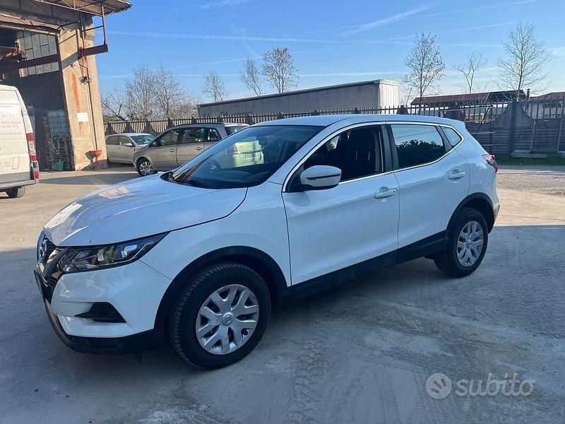 Usata Nissan Qashqai 115 CV (84 kW) 2019 Bianco SUV
