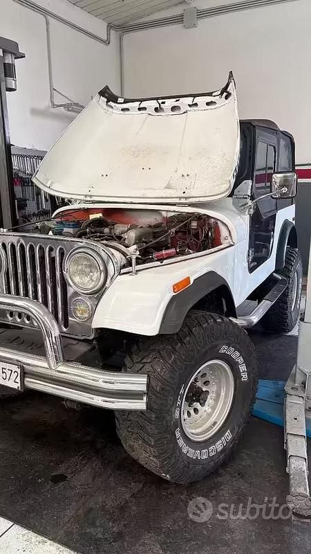 Usata Jeep CJ 1981 Bianco SUV