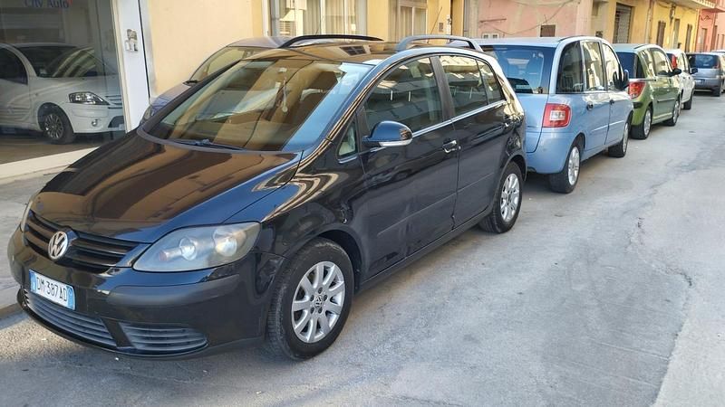 Usata VW Golf Plus Cross Comfortline 104 CV (76 kW) 2007 Nero Monovolume