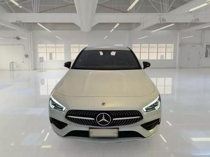 Usata Mercedes CLA200 Premium 163 CV (119 kW) 2021 Station wagon