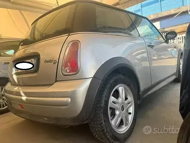 Usata Mini ONE 88 CV (64 kW) 2006 Grigio Utilitaria