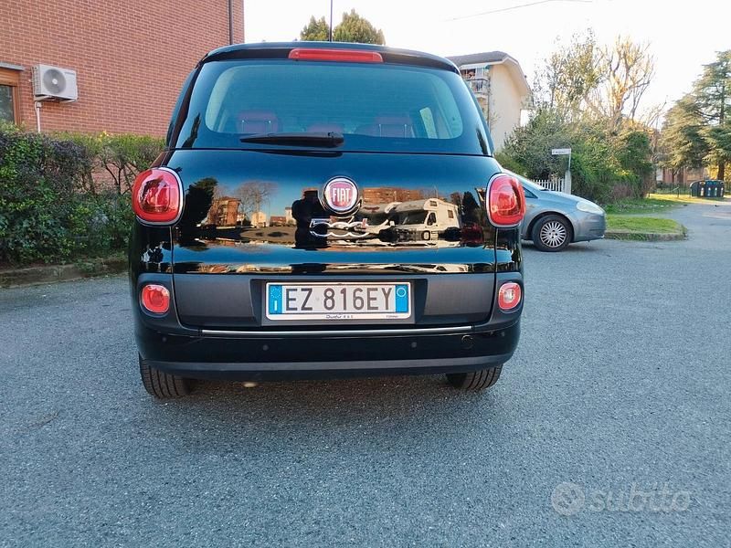 Usata Fiat 500L Living 105 CV (77 kW) 2015 Nero Monovolume