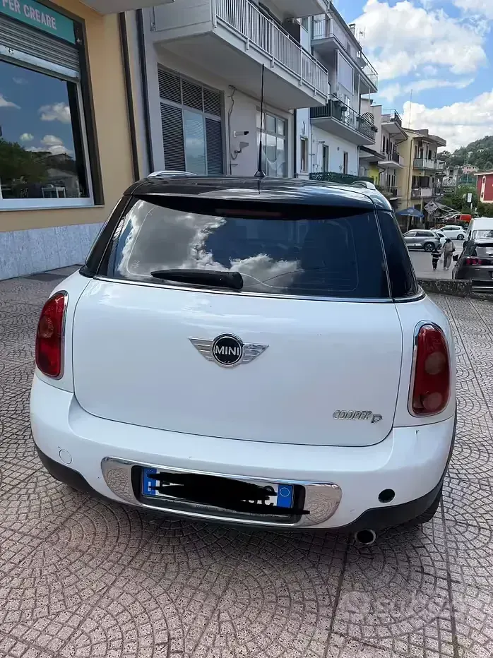Usata Mini Countryman 111 CV (81 kW) 2011 Bianco SUV