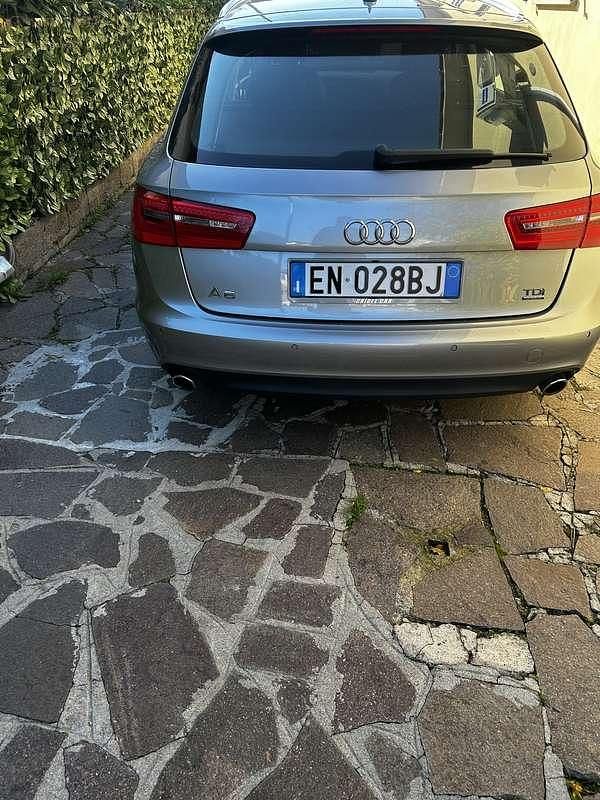 Usata Audi A6 Ambiente 245 CV (180 kW) 2012 Grigio Station wagon