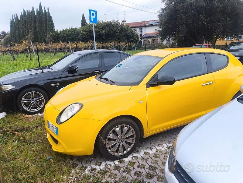 Giallo Usata 2009 Alfa Romeo MiTo Progression Due volumi | 4500 € (Cara) - Immagine 1/2