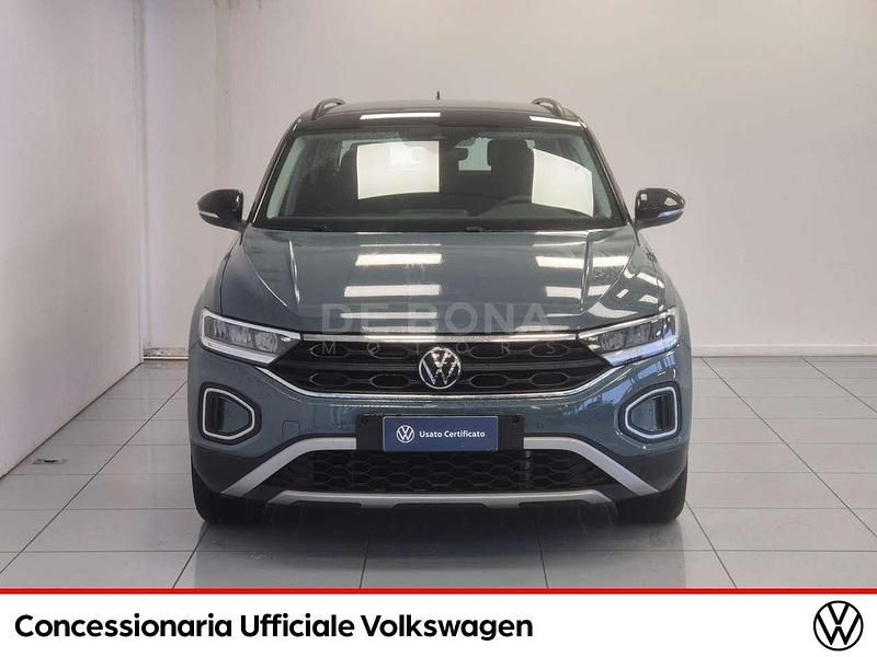 Usata VW T-Roc Life 110 CV (80 kW) 2023 Azzurro SUV