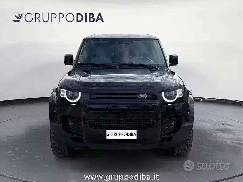 Usata Land Rover Defender S 200 CV (147 kW) 2024 Nero SUV