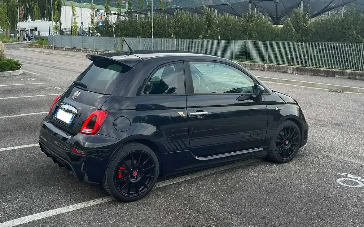 Usata Abarth 500 135 CV (99 kW) 2012 Utilitaria