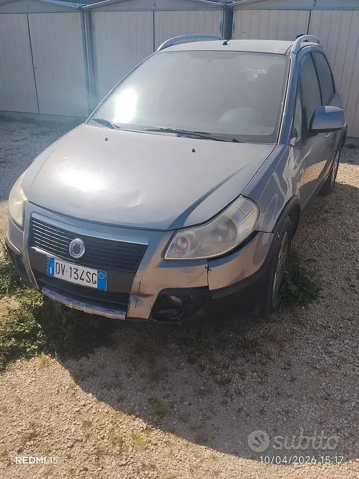 Usata Fiat Sedici 120 CV (88 kW) 2009 SUV