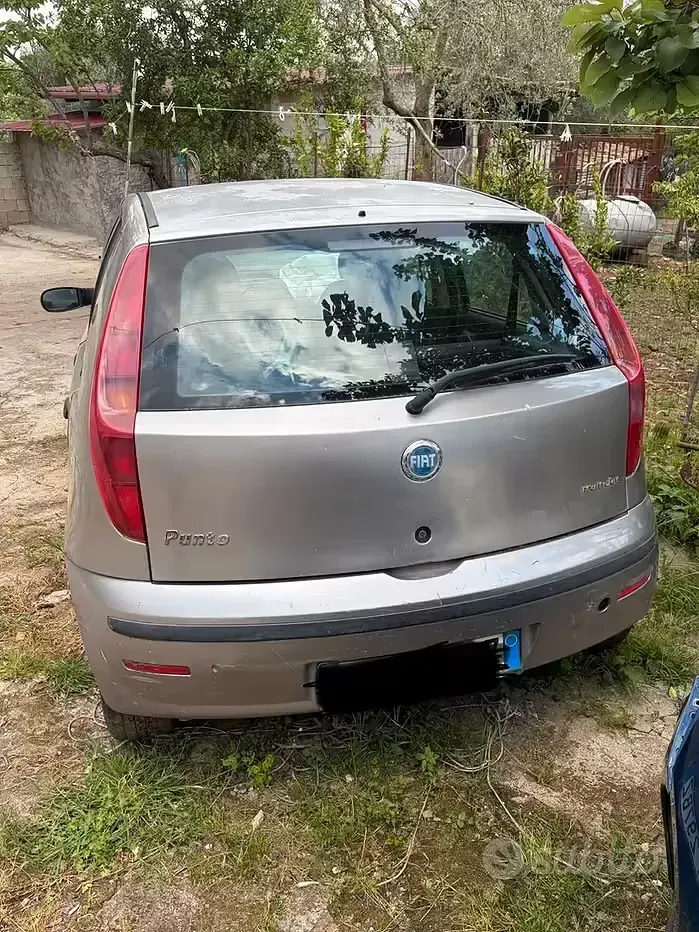 Usata Fiat Punto 75 CV (55 kW) 2005 Grigio Utilitaria