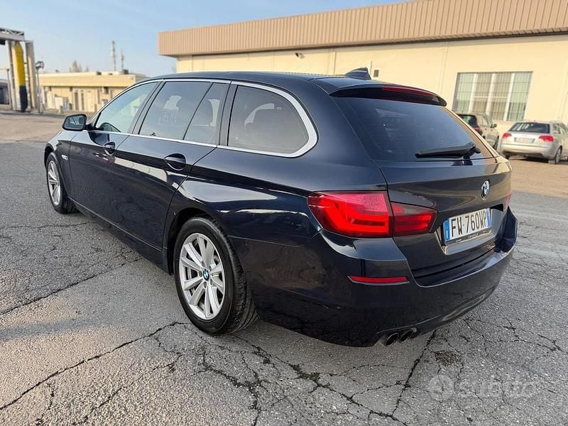 Usata BMW 520 184 CV (135 kW) 2010 Blu Station wagon