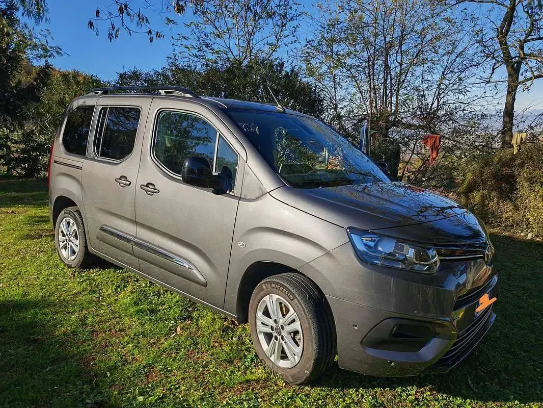 Usata Toyota Proace Verso City 131 CV (96 kW) 2023 Grigio Station wagon