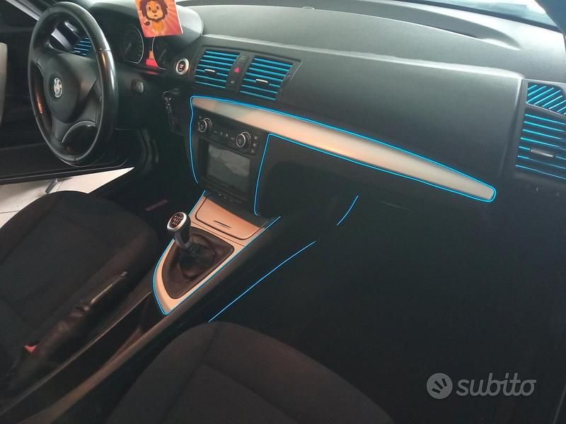 Usata BMW 120 Cabriolet Efficient Dynamics 177 CV (130 kW) 2009 Nero Cabrio