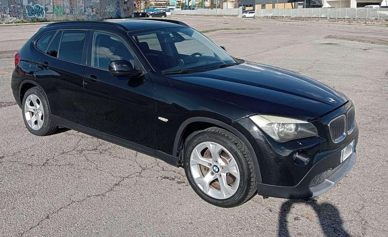 Usata BMW X1 150 CV (110 kW) 2011 Nero SUV
