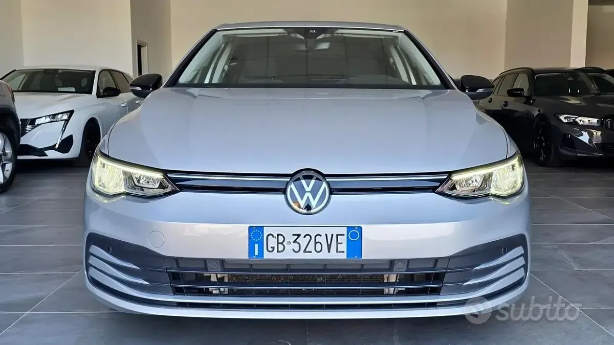 Usata VW Golf VIII Style 150 CV (110 kW) 2020 Grigio Berlina