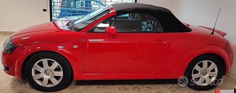 Usata Audi TT Roadster 180 CV (132 kW) 2005 Rosso Cabrio