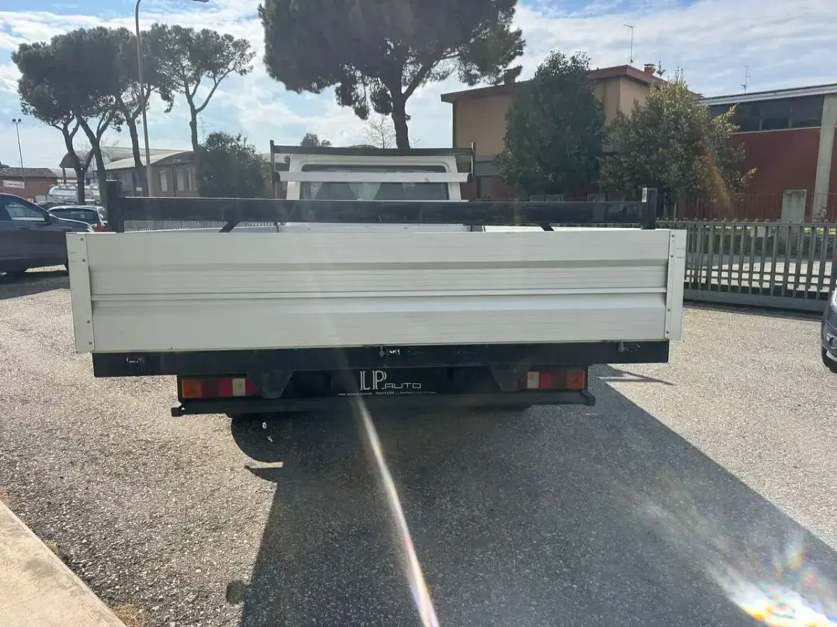 Usata Ford Transit 90 CV (66 kW) 2003 Bianco Furgone