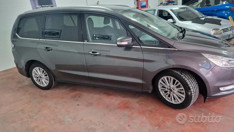 Usata Ford Galaxy Titanium 150 CV (110 kW) 2019 Grigio Monovolume
