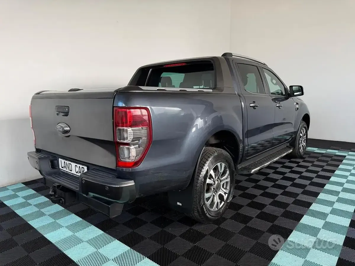 Usata Ford Ranger Wildtrack 200 CV (147 kW) 2018 Grigio Pick-up