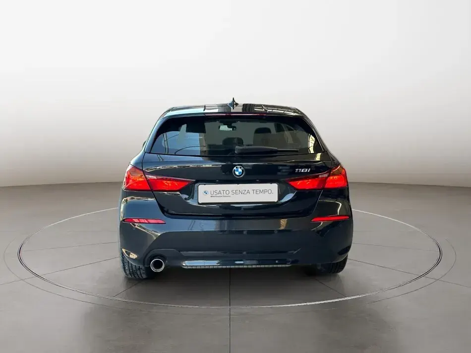 Usata BMW 118 Advantage 136 CV (100 kW) 2023 Nero Berlina