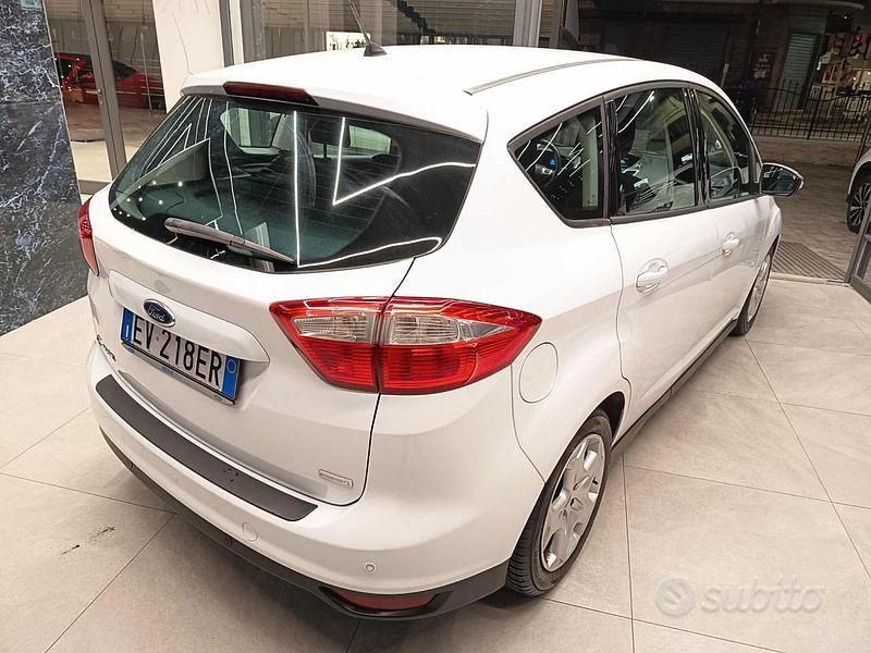 Usata Ford C-MAX Titanium 125 CV (91 kW) 2014 Bianco Monovolume