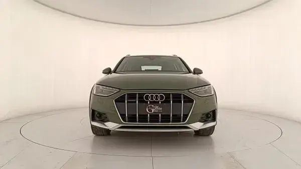 Usata Audi A4 Allroad Design 204 CV (150 kW) 2024 Verde Station wagon