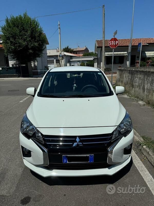 Usata Mitsubishi Space Star 71 CV (52 kW) 2022 Bianco Utilitaria