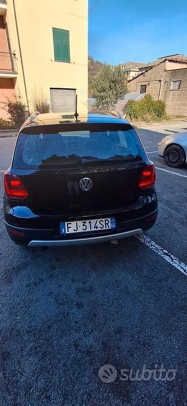 Usata VW Polo Cross 90 CV (66 kW) 2017 Nero Utilitaria