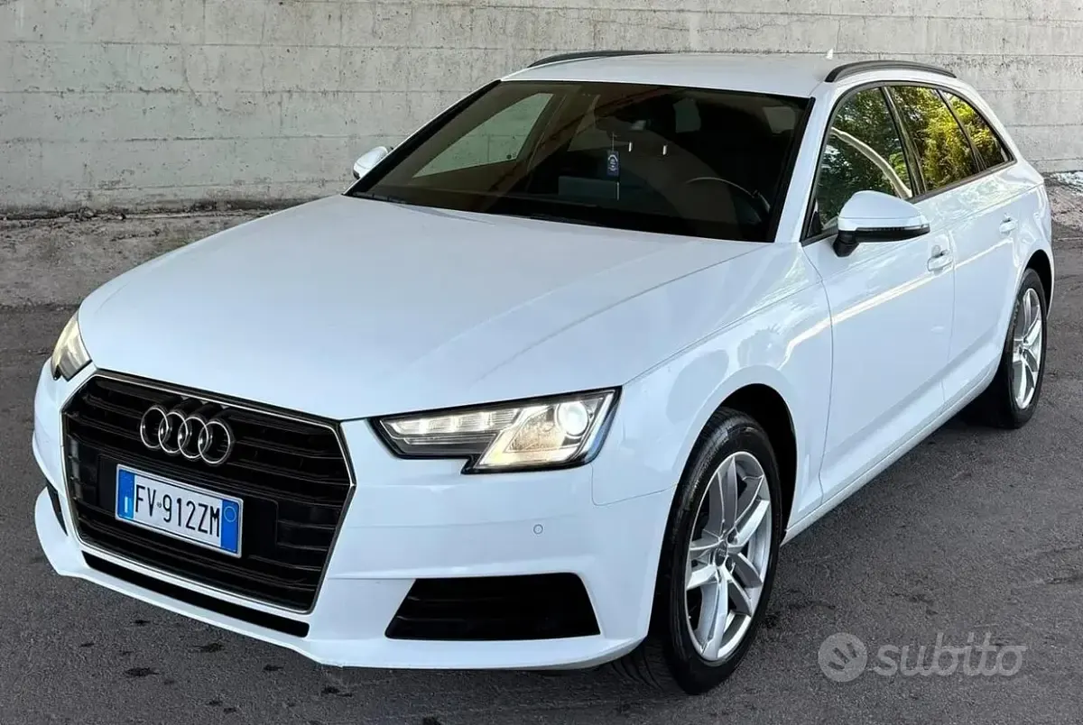Usata Audi A4 150 CV (110 kW) 2019 Bluazzurro Station wagon