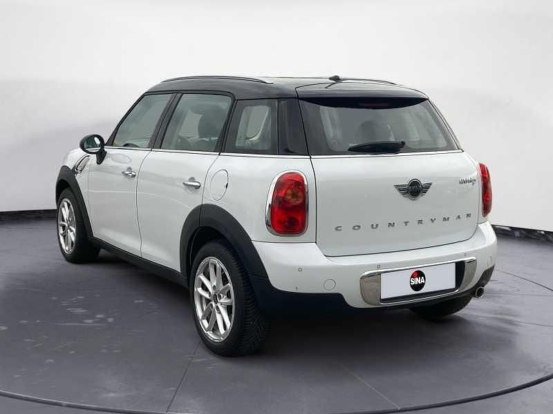 Usata Mini One D Countryman Business 111 CV (81 kW) 2015 Bianco SUV