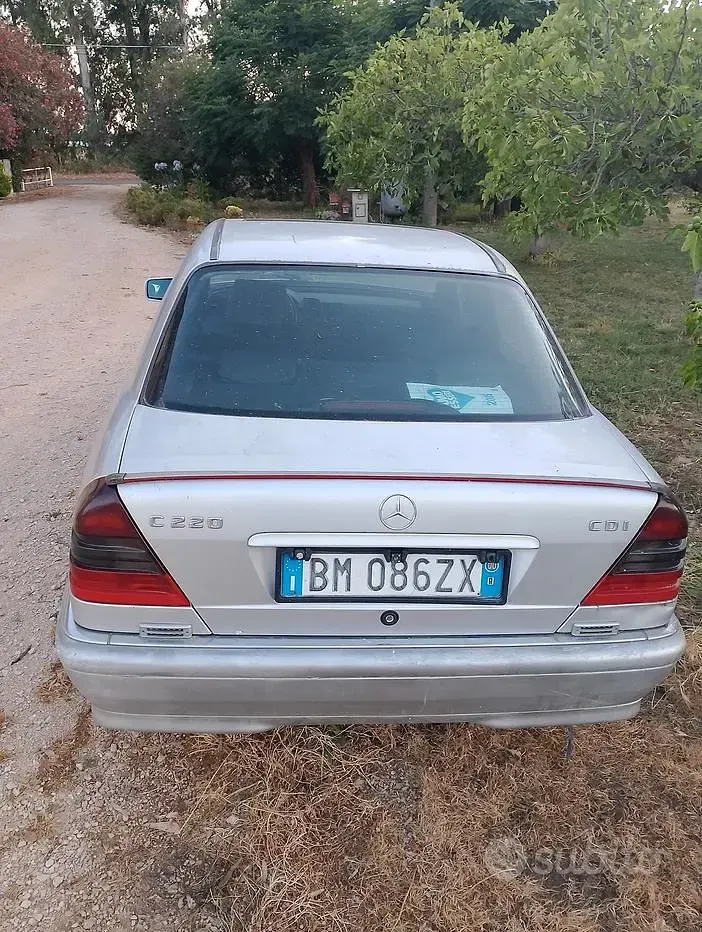 Usata Mercedes C220 2000 Grigio Berlina