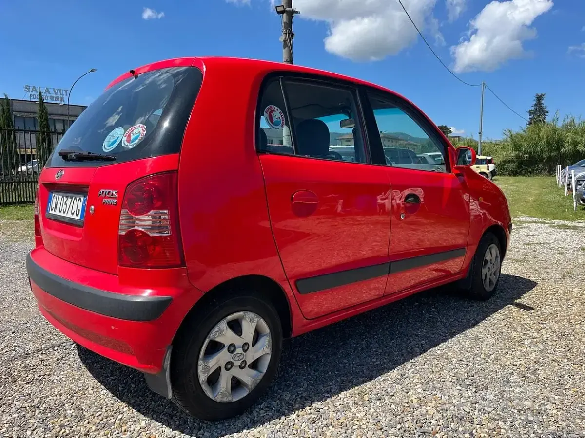 Usata Hyundai Atos Active 59 CV (43 kW) 2005 Rosso Utilitaria