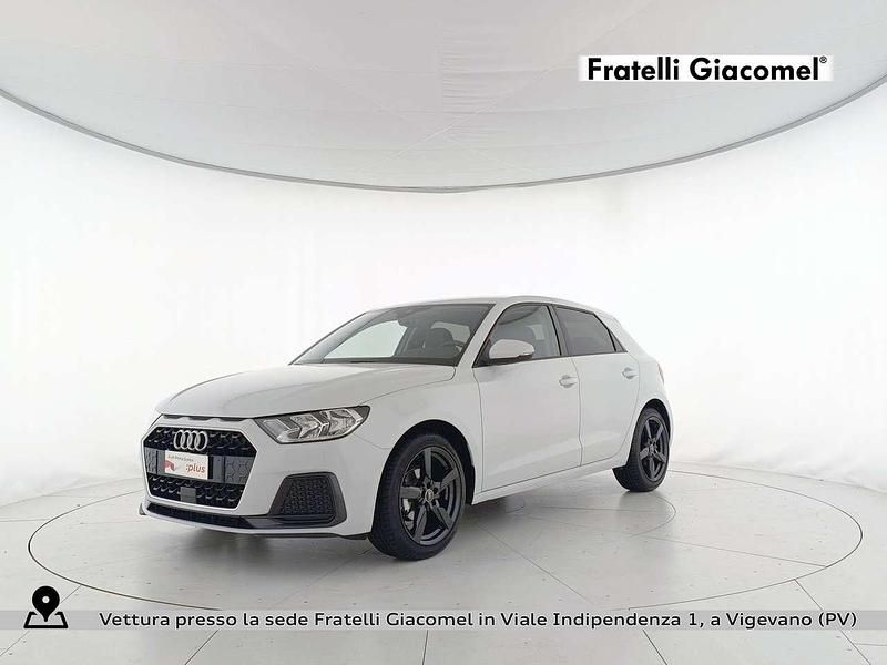 Bianco ghiacciaio metallizzato Usata 2025 Audi A1 Sportback Advanced Due volumi | 25.400 € (Buon prezzo) - Immagine 1/4